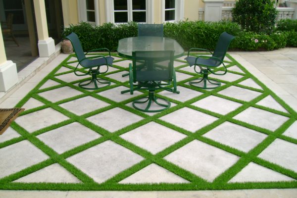 Synthetic Turf International SoftLawn Lawn and Landscape Artificial Grass