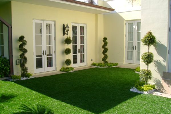 Synthetic Turf International SoftLawn Lawn and Landscape Artificial Grass