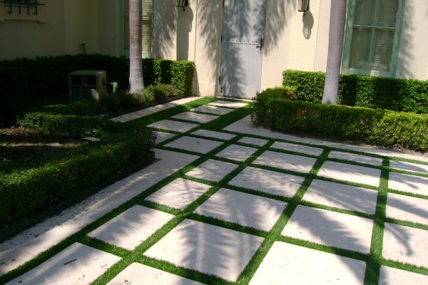 Synthetic Turf International SoftLawn Lawn and Landscape Artificial Grass