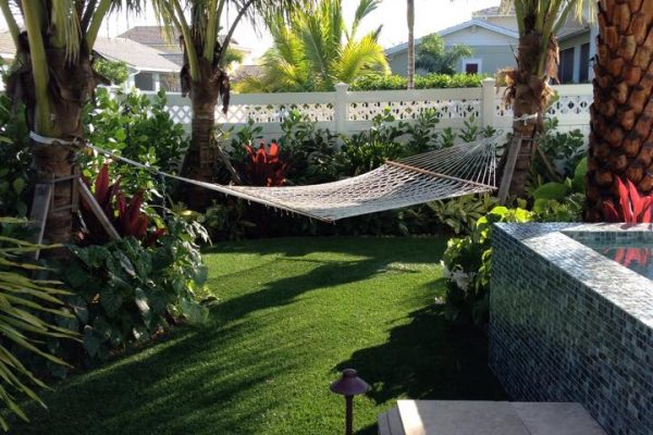 Synthetic Turf International SoftLawn Lawn and Landscape Artificial Grass