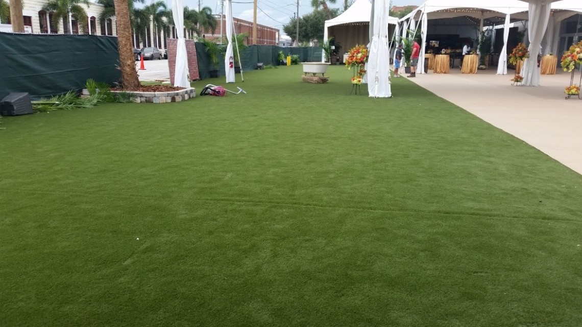 STI's SoftLawn® Elite by Kingfisher Development installation for wedding