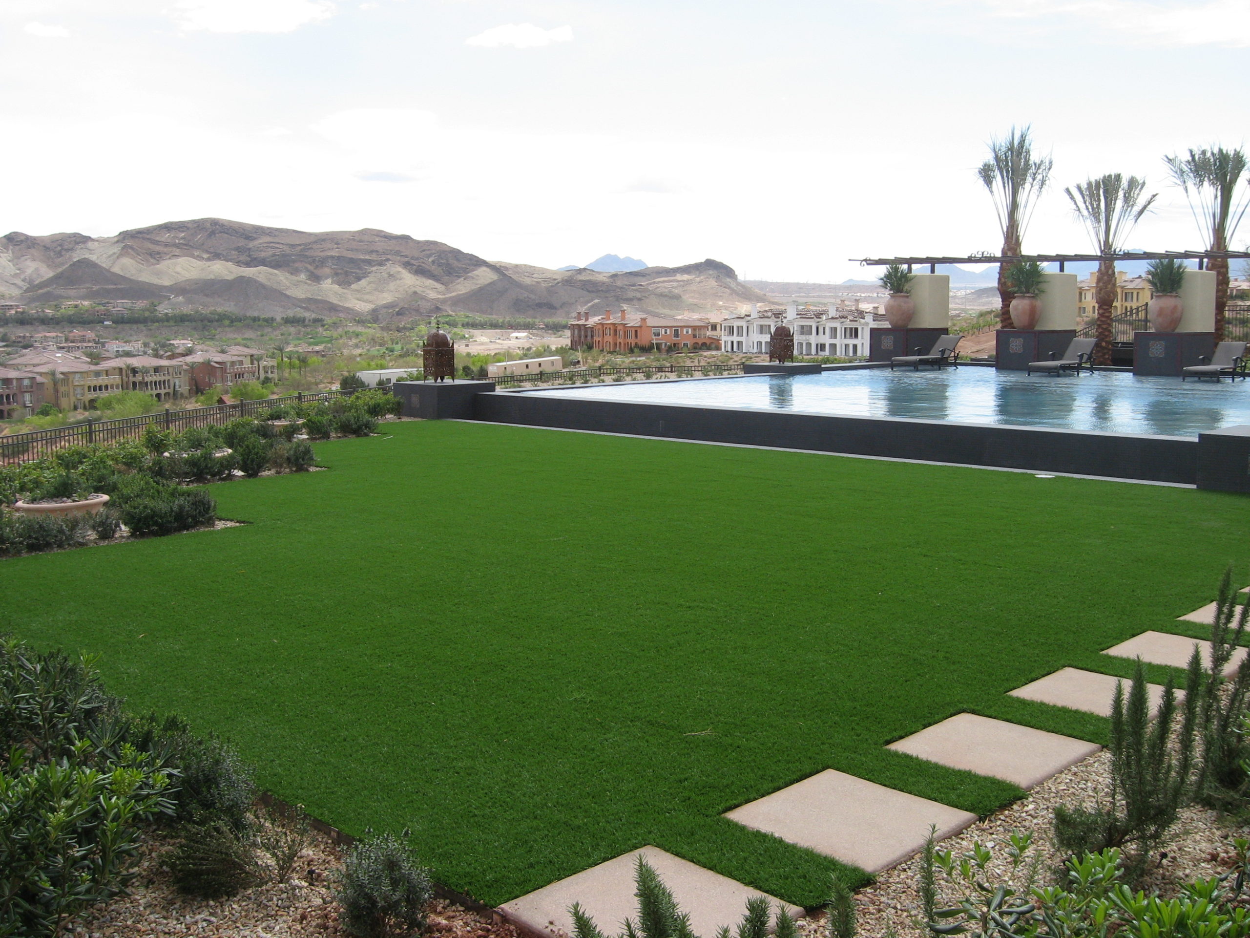 Indeed Synthetic Turf International - vr4k9qg